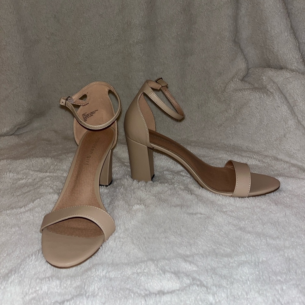 Madden Girl nude heels (never been worn) - Picture 2 of 2